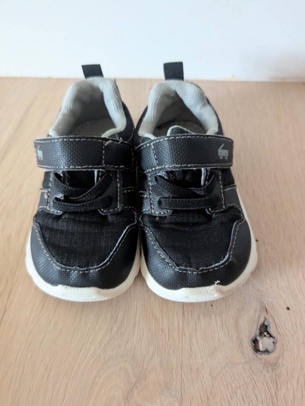 See Kai Run Basics Toddler Tenny Sneakers - Black 5T - Picture 2 of 4